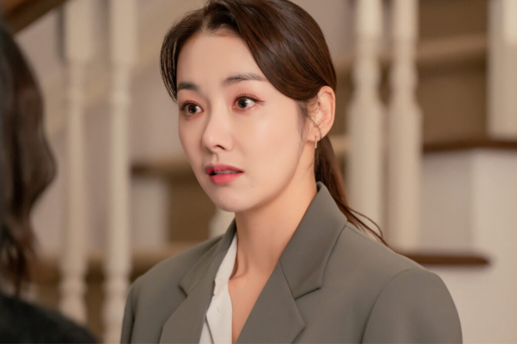 So Yi Hyun